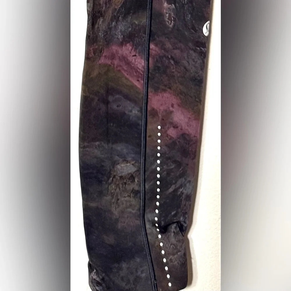 Lululemon leggings - Picture 2 of 5